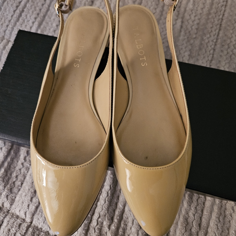 TALBOTS | Edison Soft Champagne Edison Slingback Sz 7.5